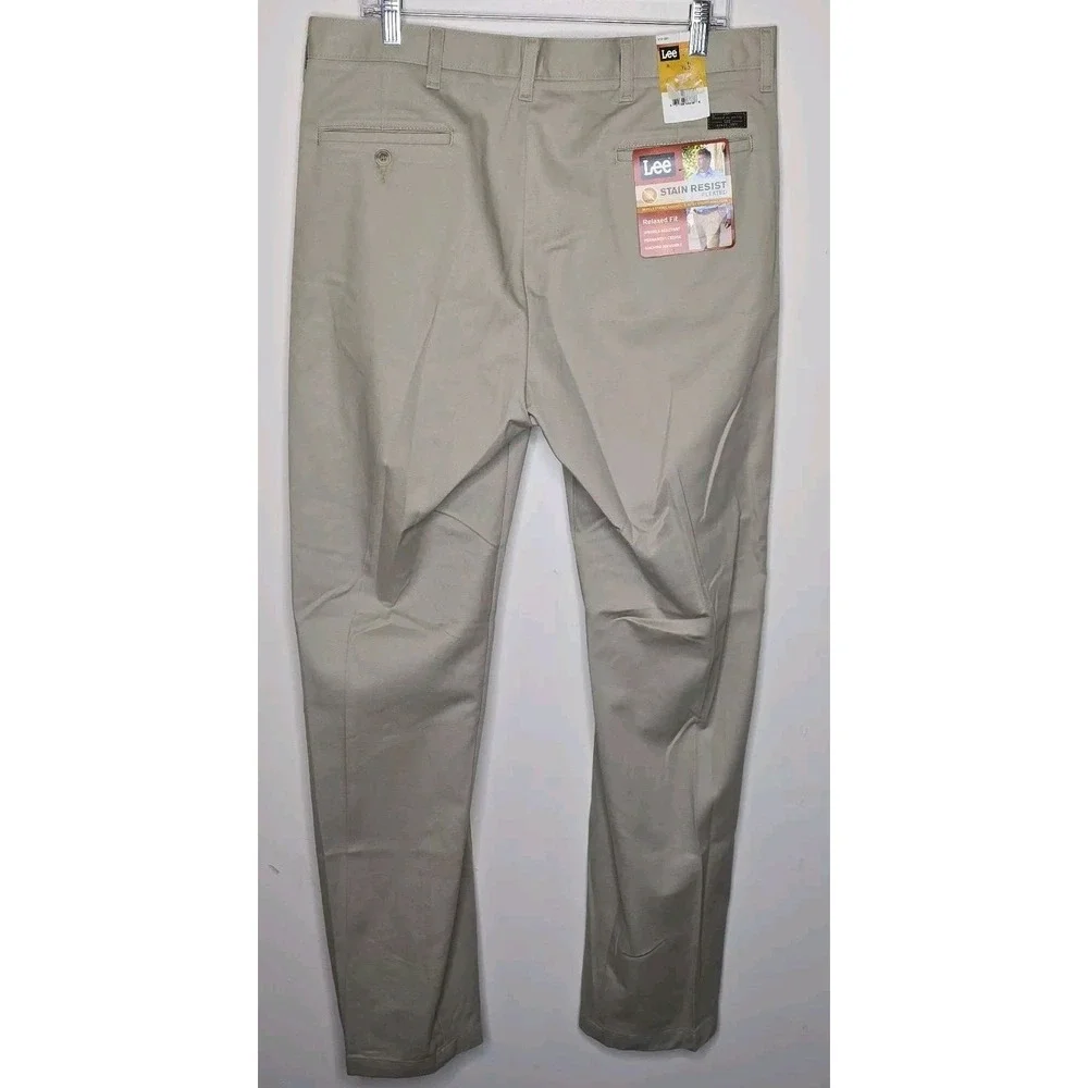 New Lee Relaxed Fit Chino Pants‎ Mens 36x34 Khaki Stain Resistant Pleated Twill